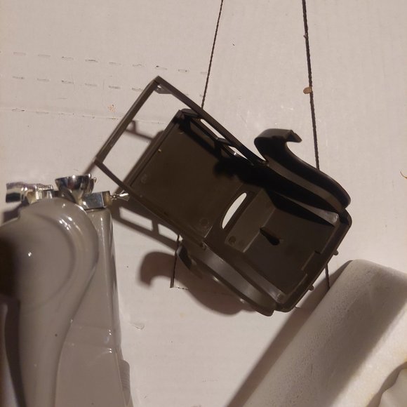 Avon empty Rolls Royce deep woods after shave - Picture 15 of 16